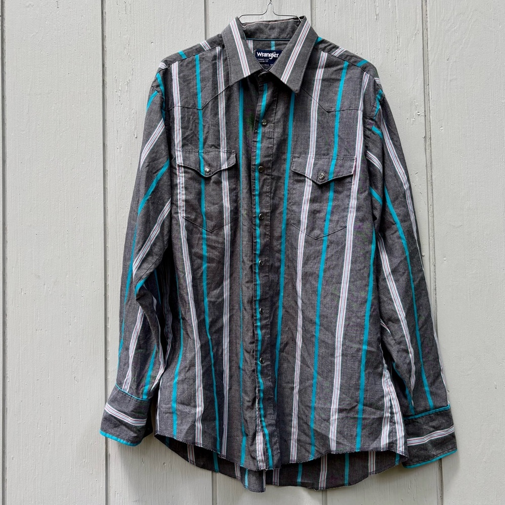 WRANGLER—Vintage Cowboy Cut Regular Fit—Long-Sleeve Shirt—16.5 x 35—Made in USA
